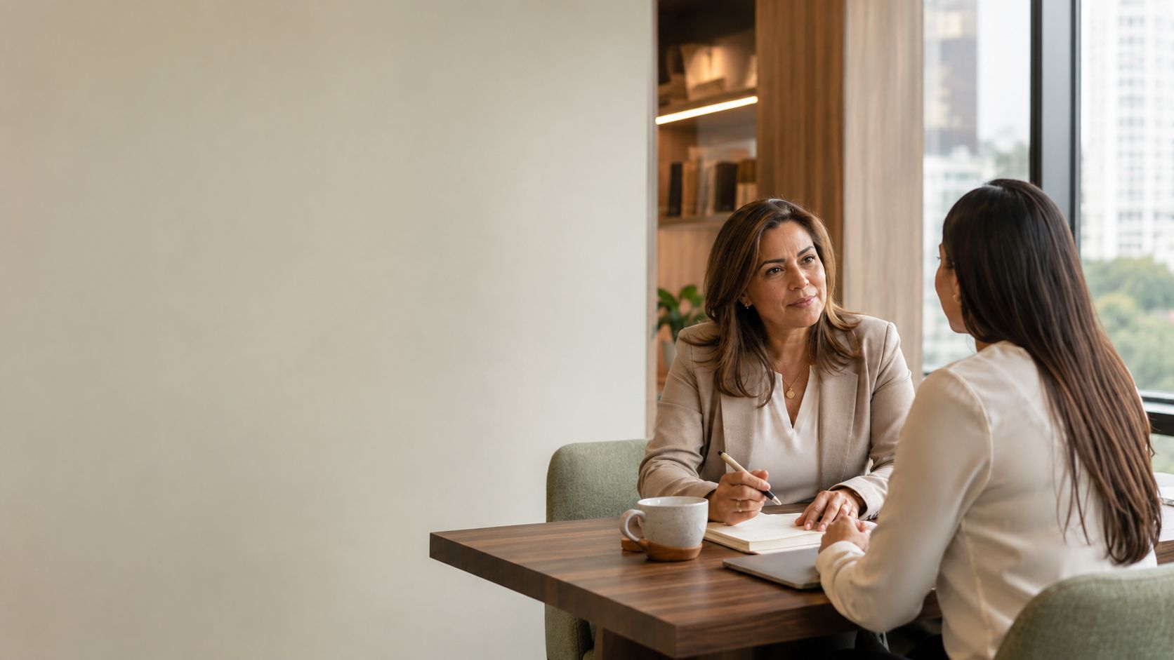 Conversación inicial de coaching para comprender objetivos y construir un proceso de acompañamiento personalizado.